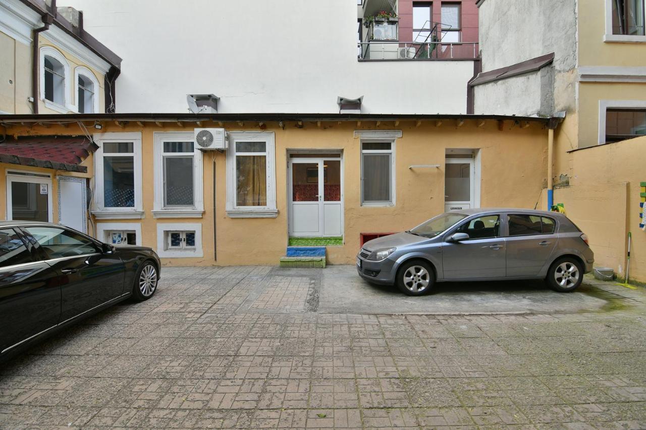 Central Flats With Parking Varna Exterior photo