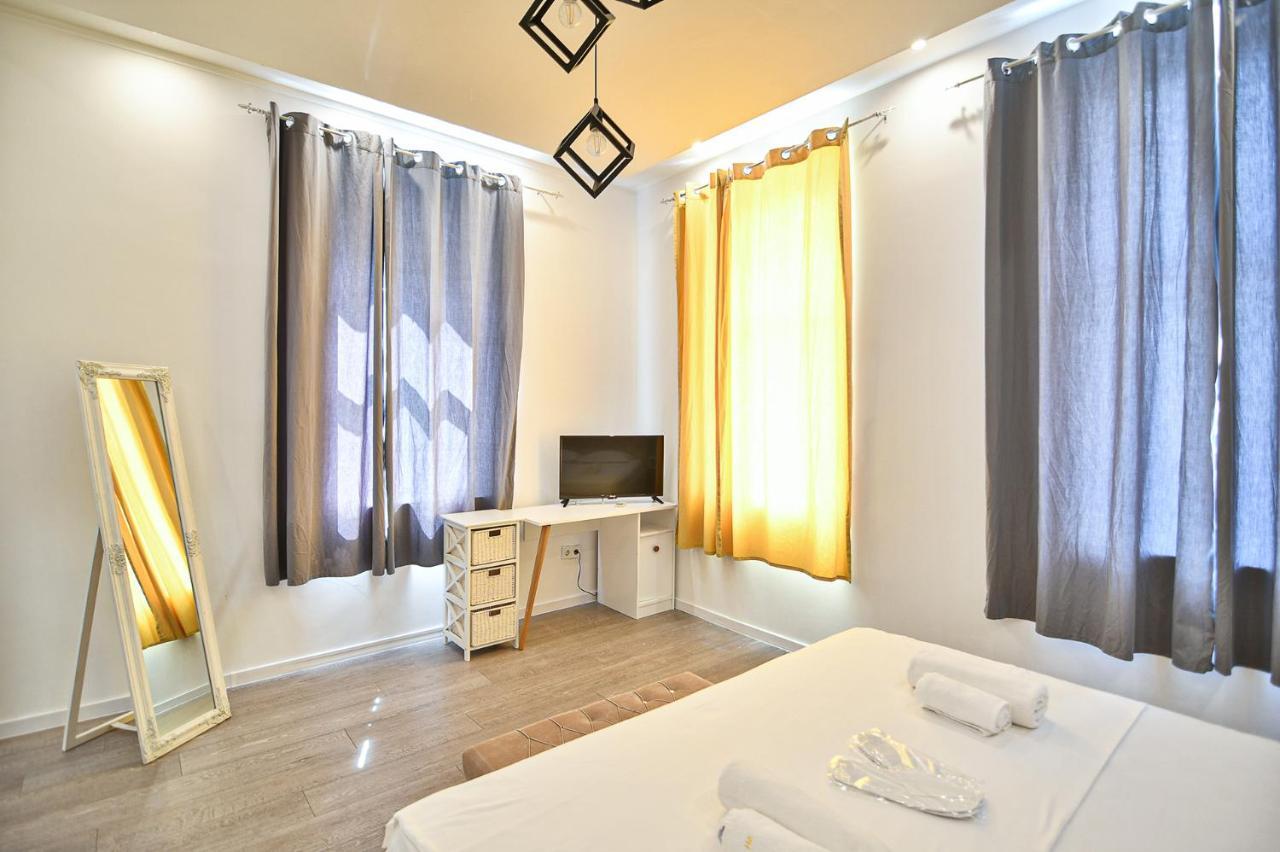 Central Flats With Parking Varna Exterior photo